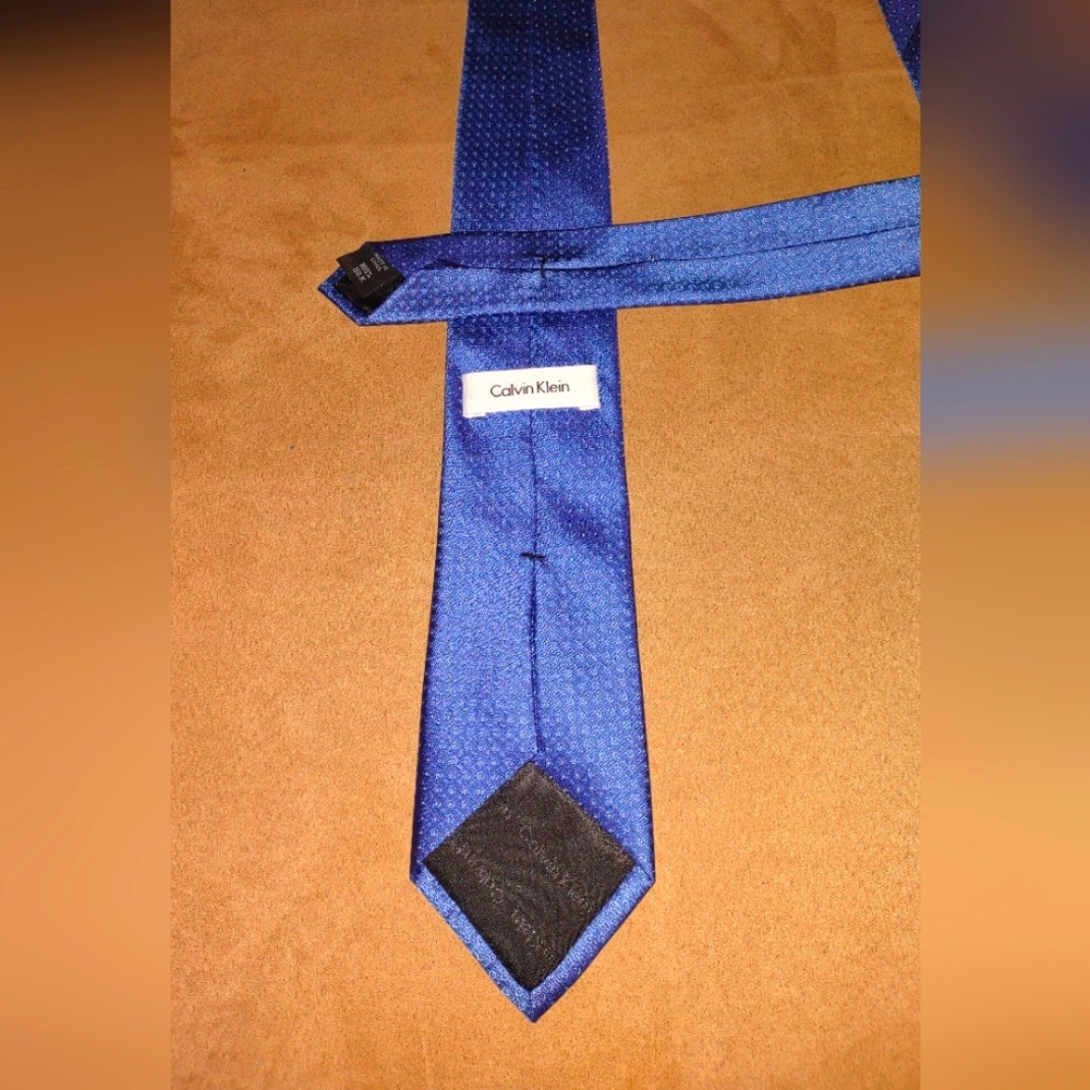 Blue Calvin Klein 100% Silk Tie